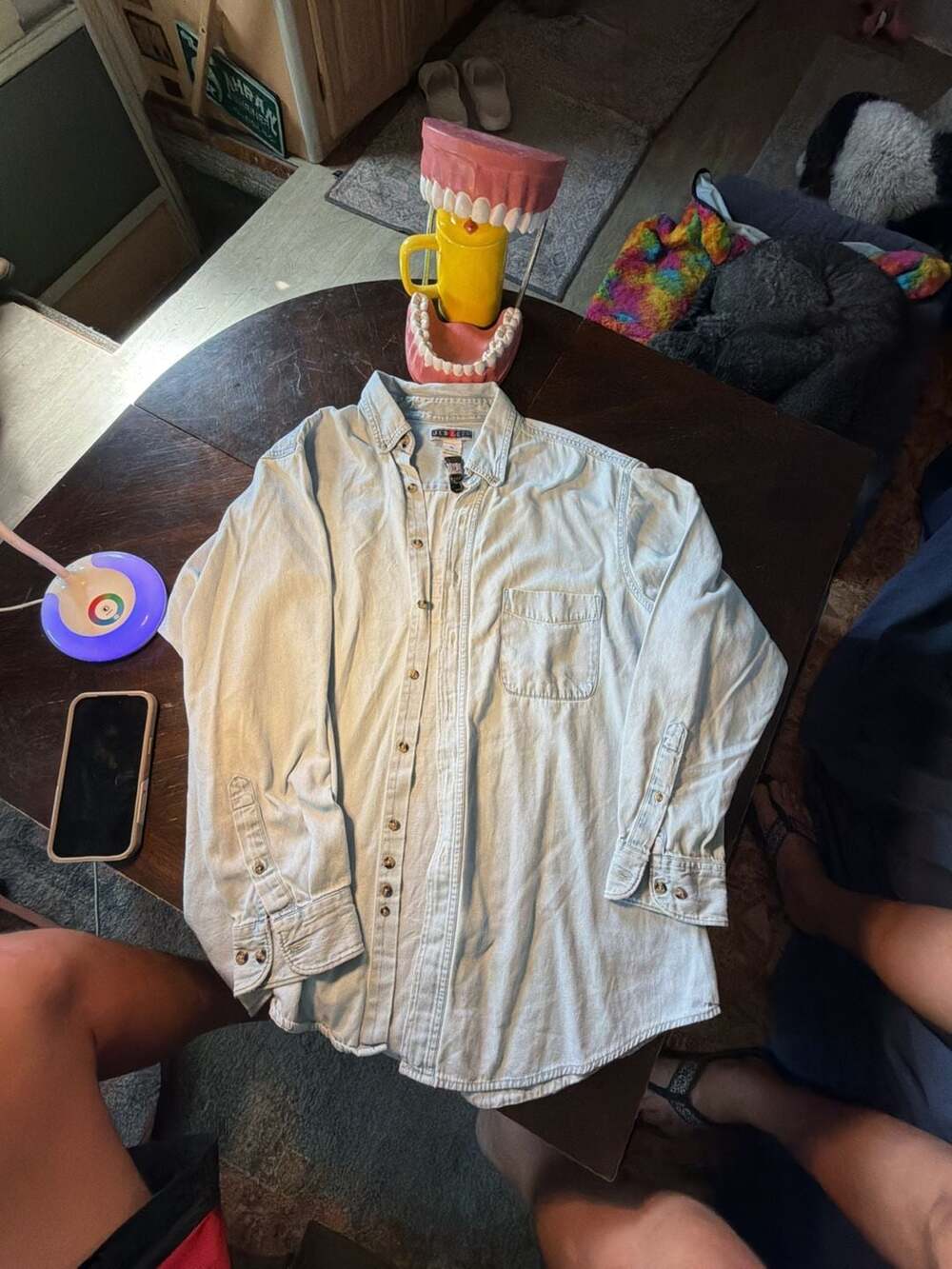 Jerzees Denim Shirt Size XL Light Wash Wood Carving Graphic